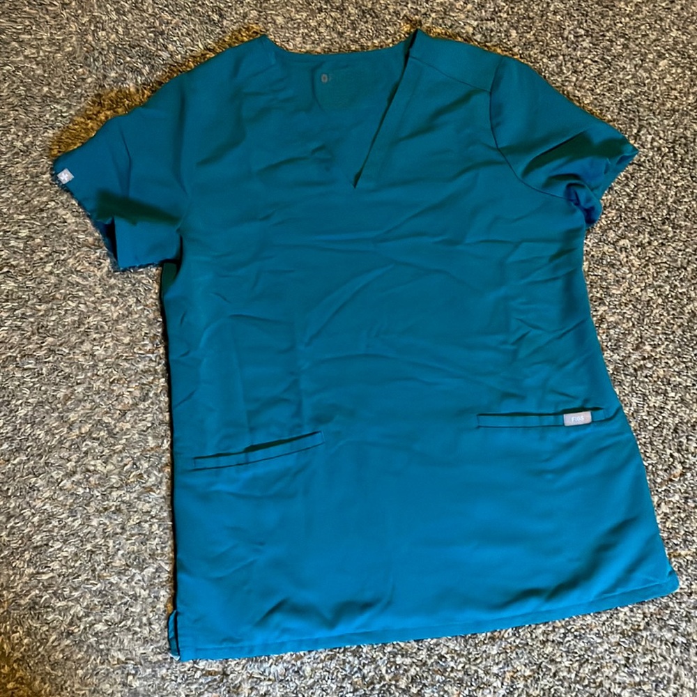 Caribbean Blue Scrub Top SZ S three pocket